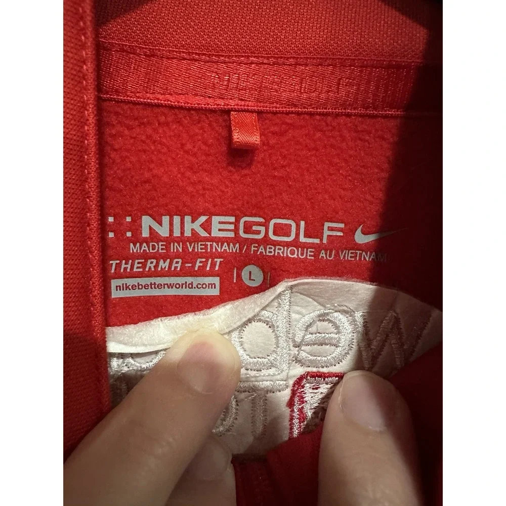Nike‎ Winco Foods Portland  Open Large Red Therma-Fit Sweatshirt Womens
